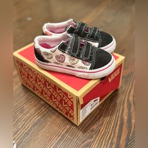 Toddler heart vans